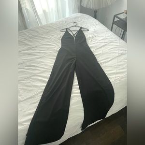 Solace London - low cut, wide leg pant suit S